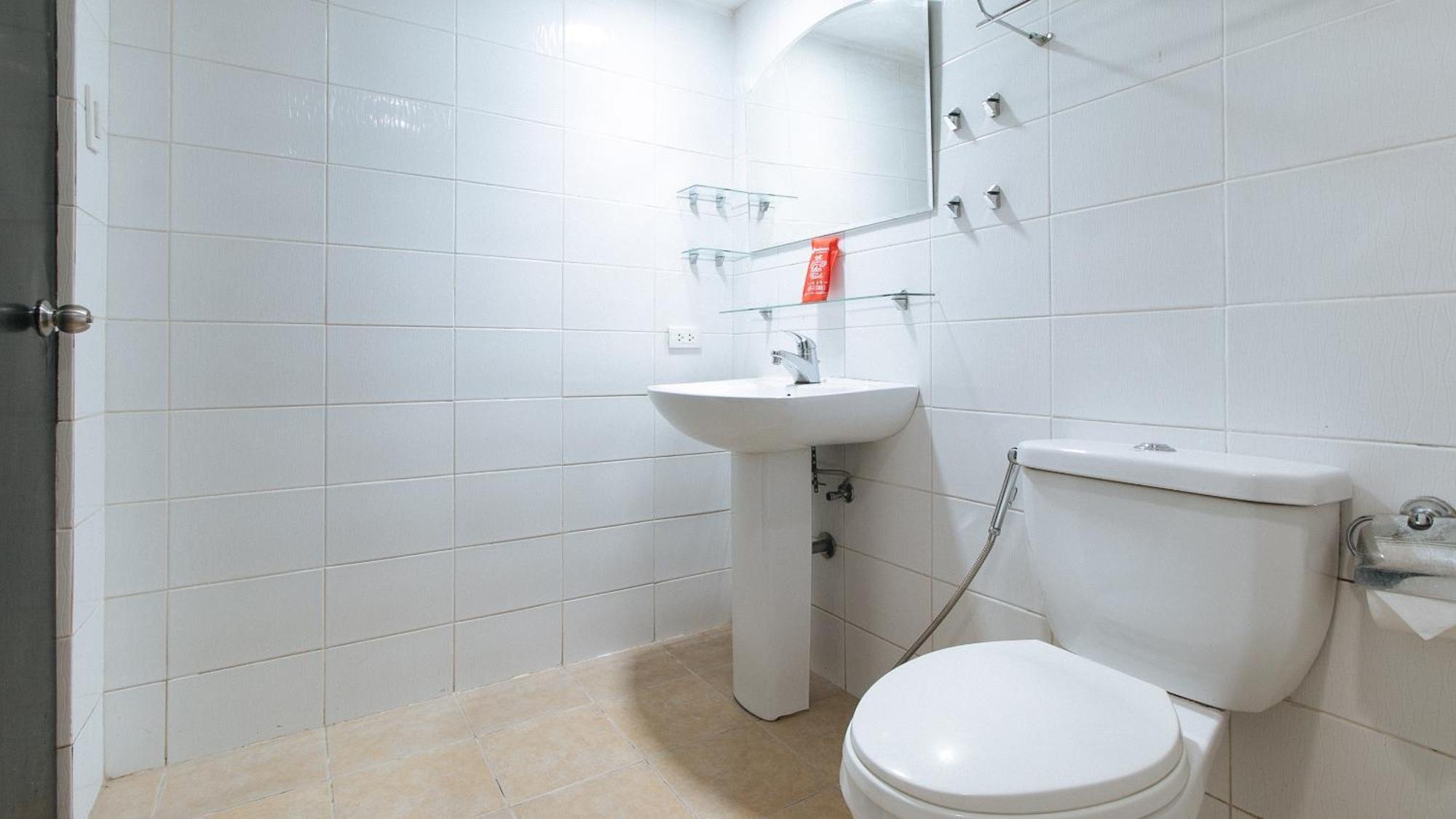 Reddoorz At Kassel Residences Paranaque Paranaque City Eksteriør bilde